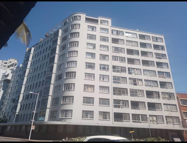 2 BEDROOM FLAT FOR SALE IN DURBAN CENTRAL